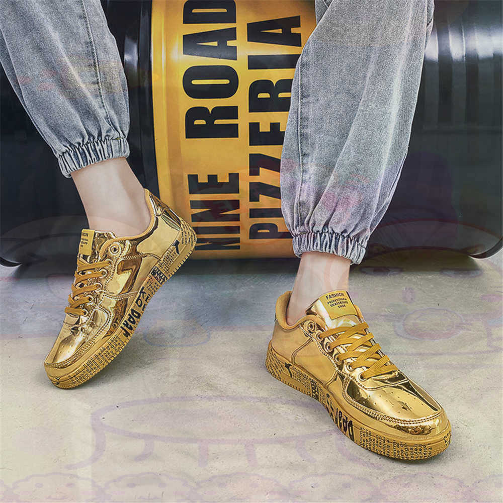 Street Fashion Canada - Round Foot Size 45 Sneakers Wholesale